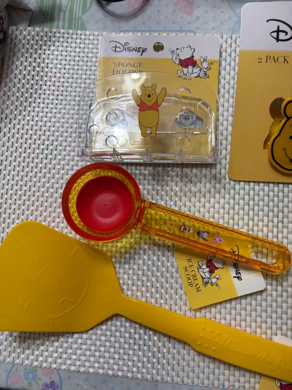 Disney Winnie the Pooh Kitchen Accessory Set - Yellow & Red - Picture 2 of 3